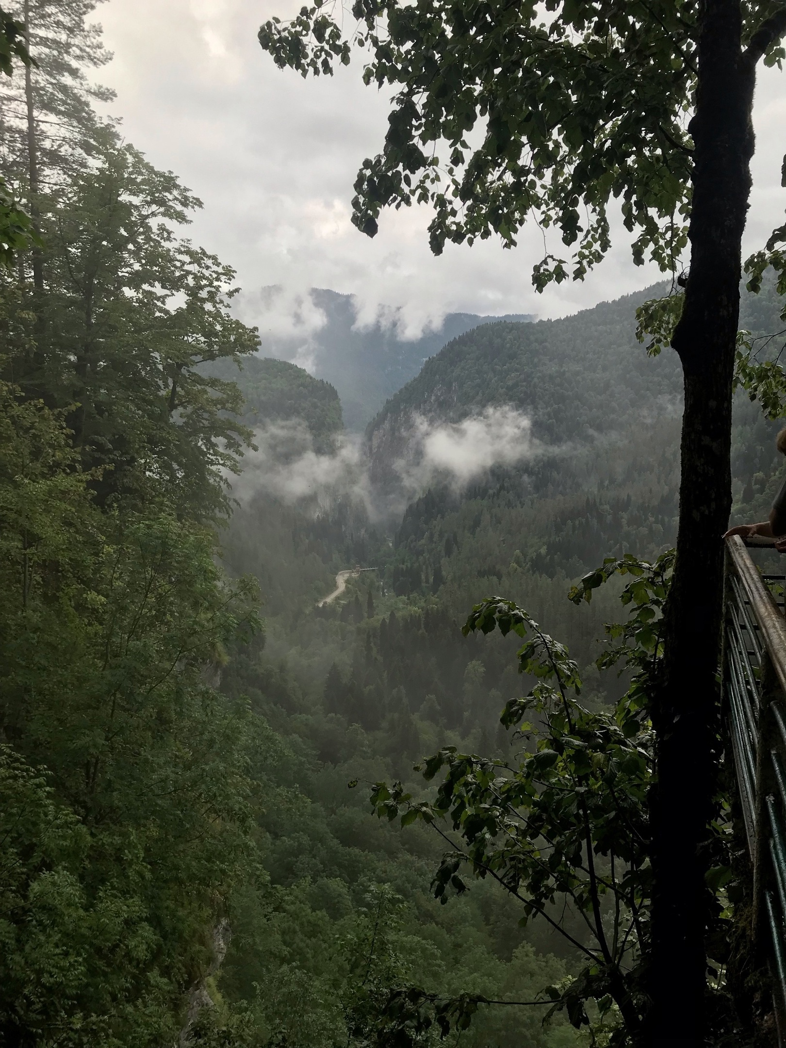 От Екатеринбурга до Гудауты: путешествие в крытый рай