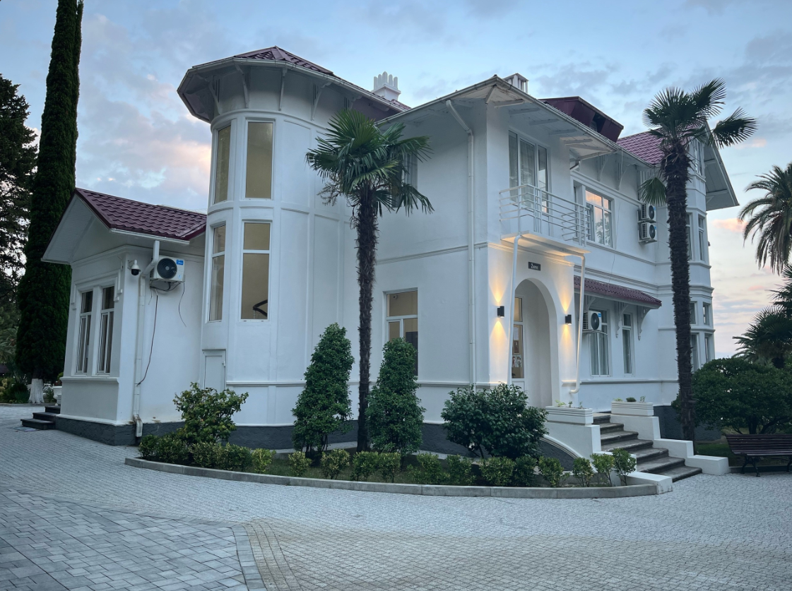 Честный отзыв об отеле «НАРТ» 4* (Гагра, Абхазия)